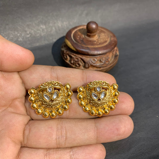 Antique studs 39739