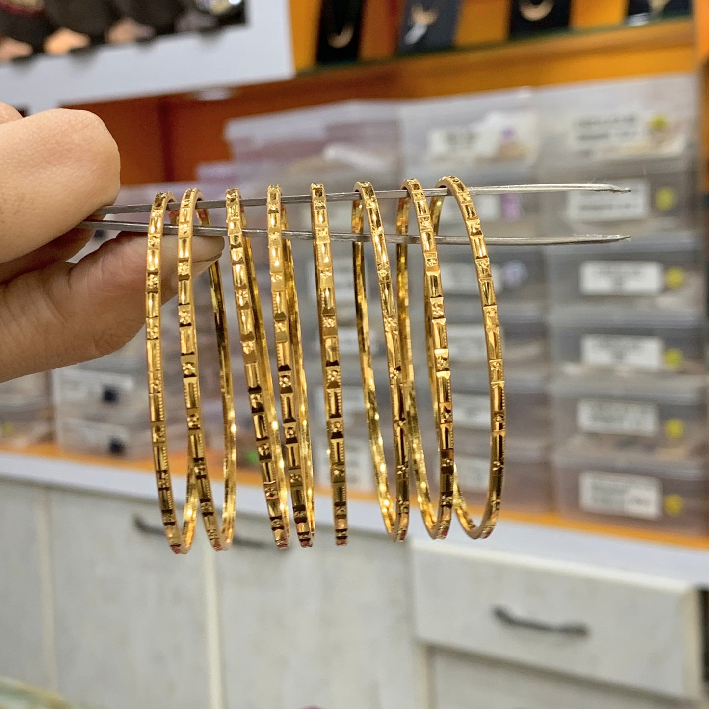 Gold Platted Bangles 67544