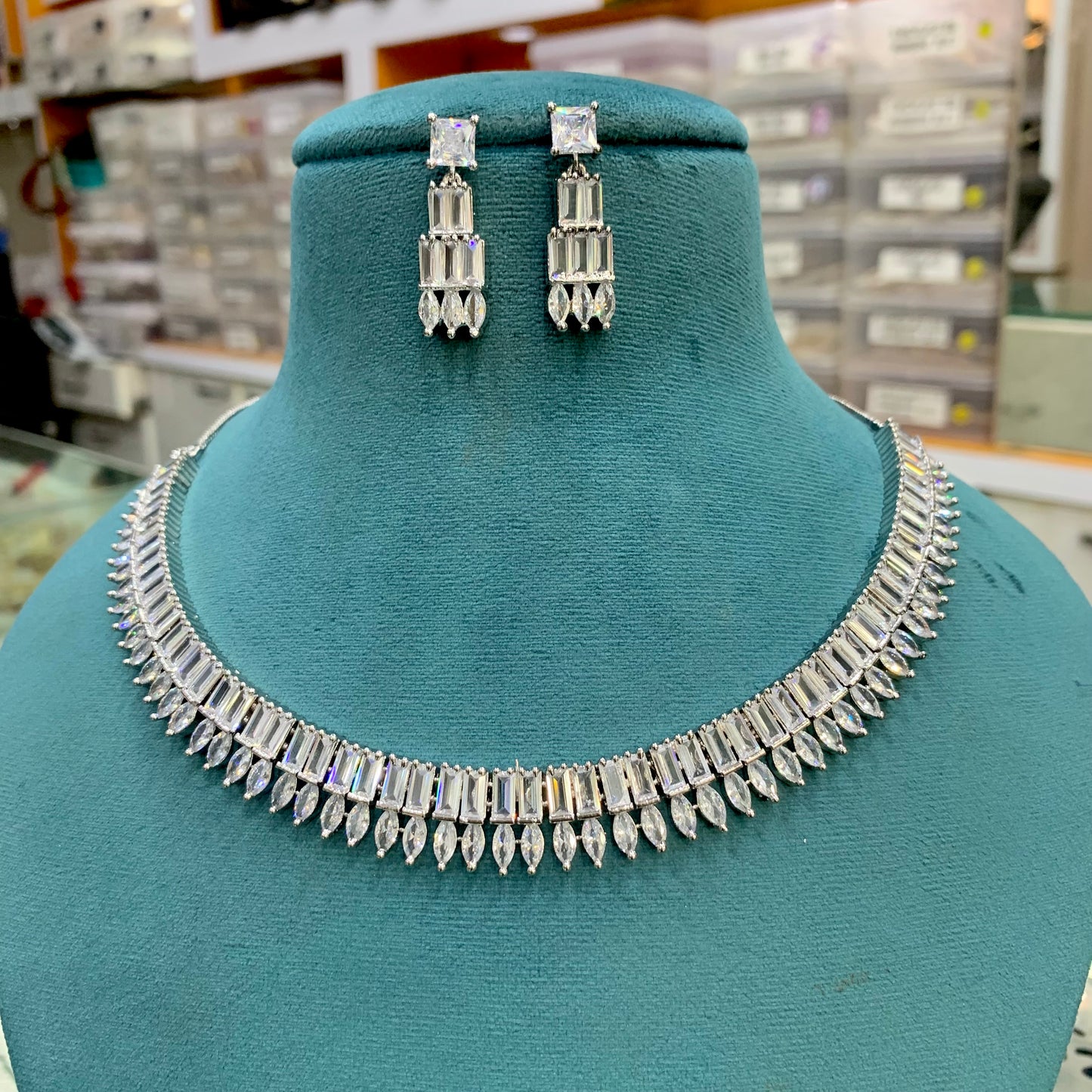 Zircon Necklace Set 3532
