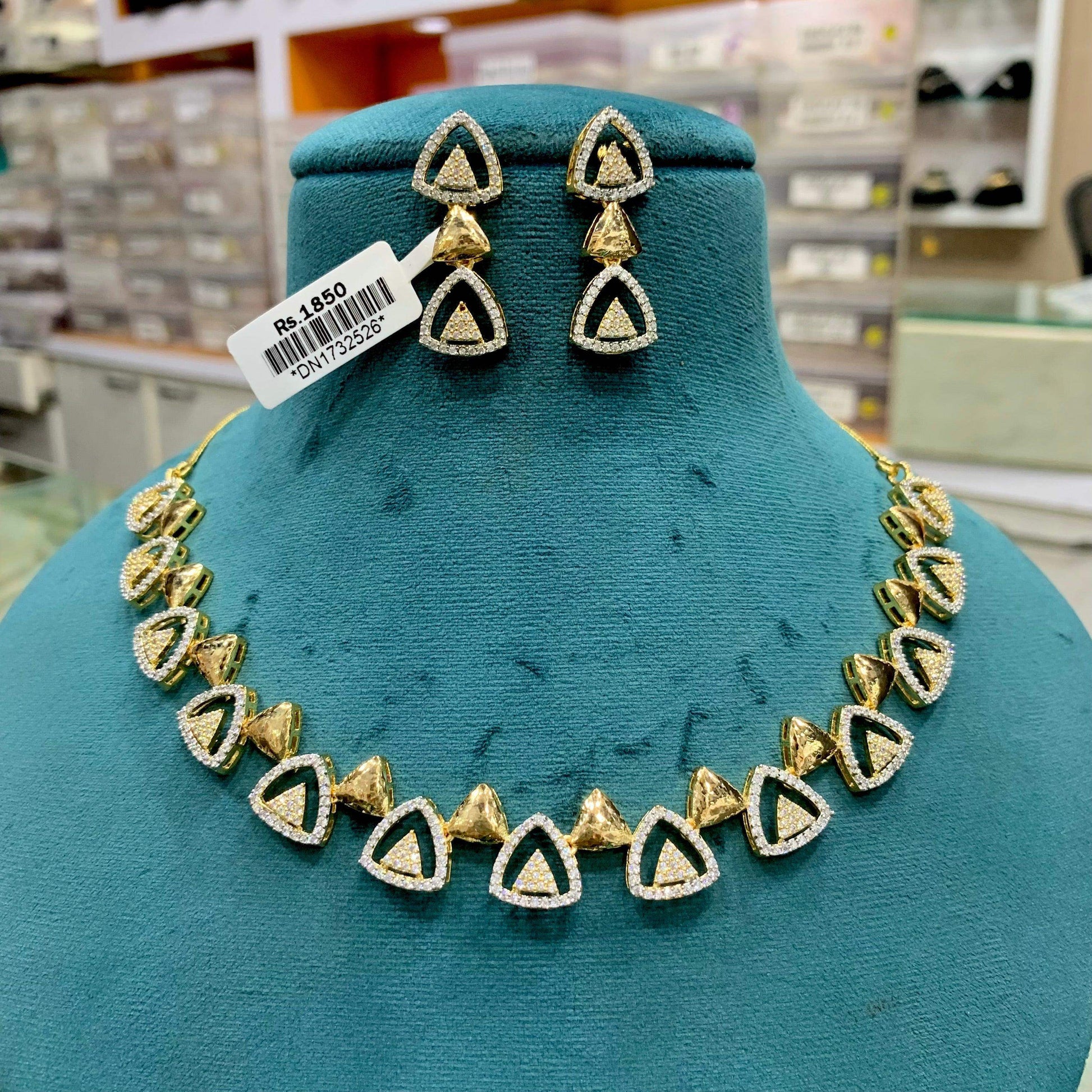 Zircon Necklace sets 587546 - Vijay & Sons