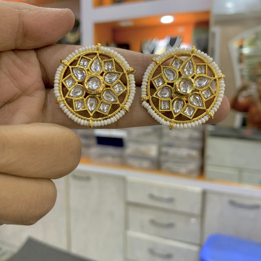 Studs / Topas 613555 - Vijay & Sons