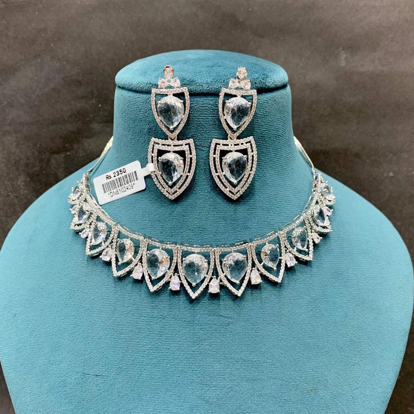 Zircon Necklace Sets 696568 - Vijay & Sons