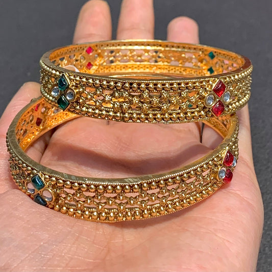 Antique Bangles 526626