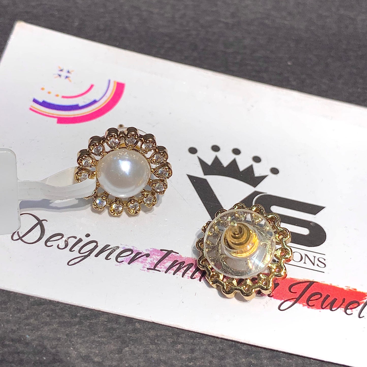Zircon studs 70863