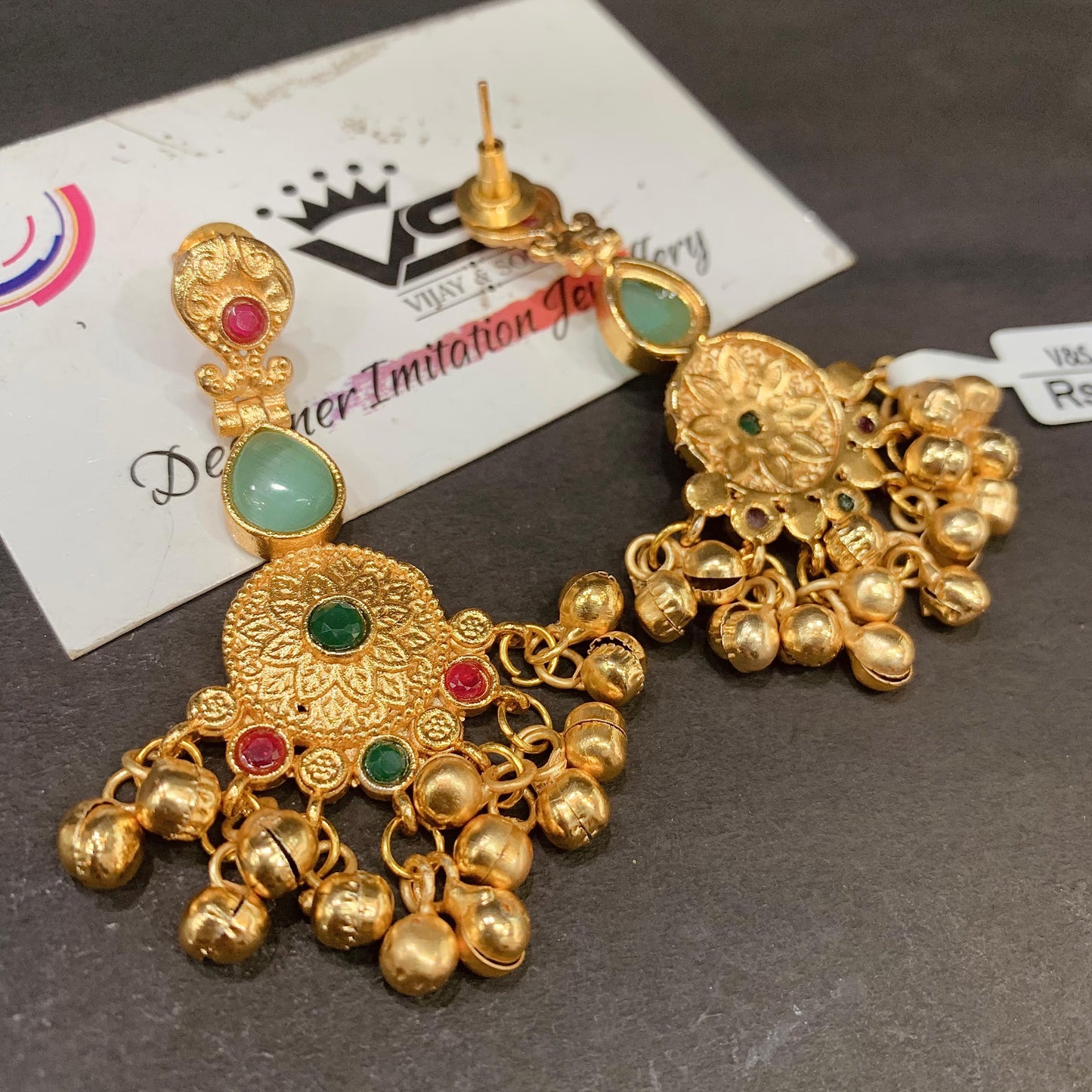 Antique earrings 4379