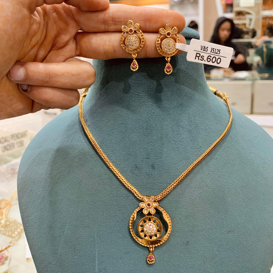 Antique Necklace Sets 4655