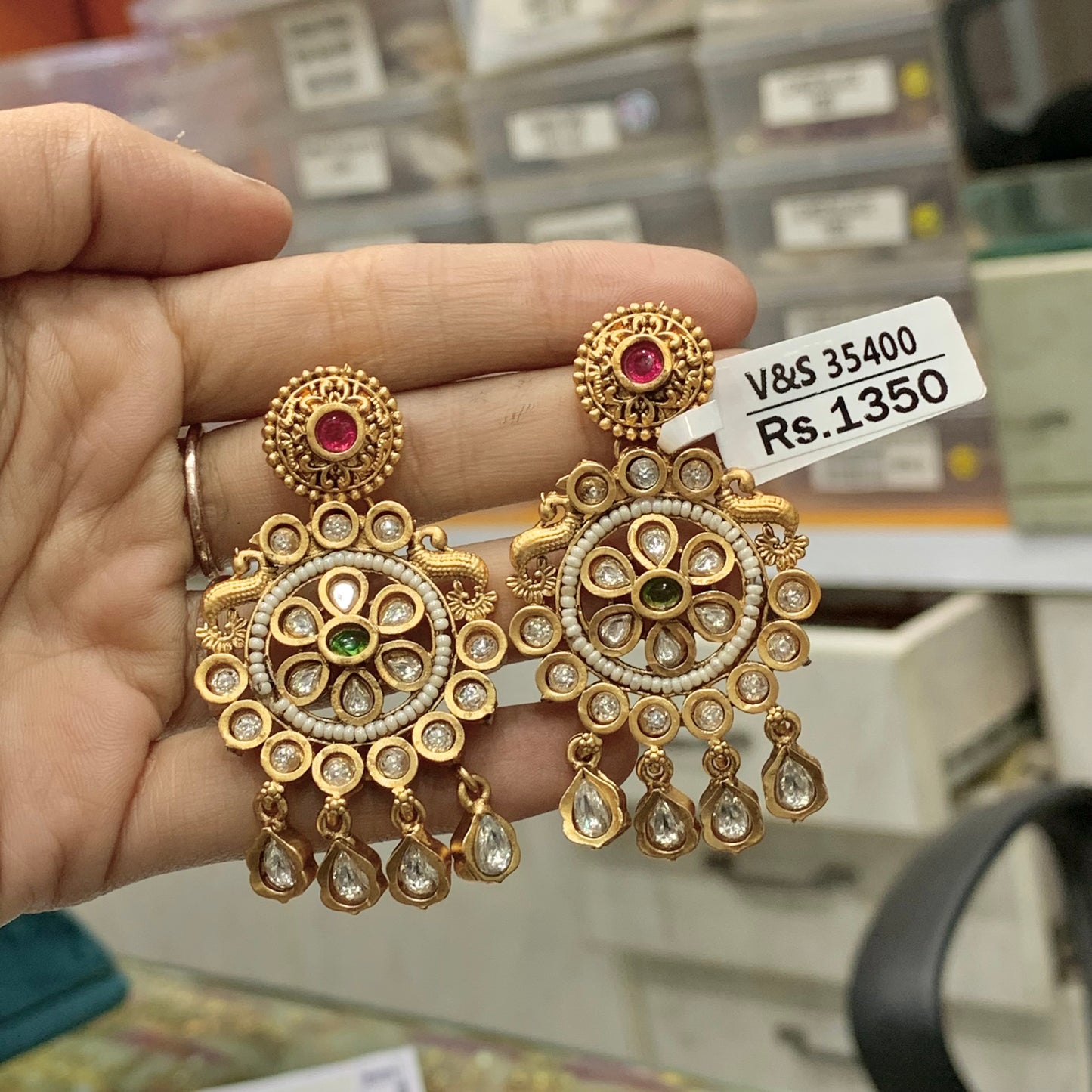 Antique Earrings 565466