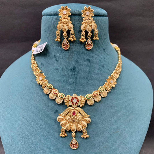 Antique Necklacesets 4785467 - Vijay & Sons