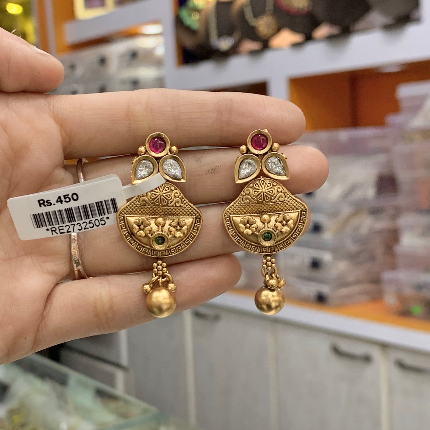 Antique earrings 235666