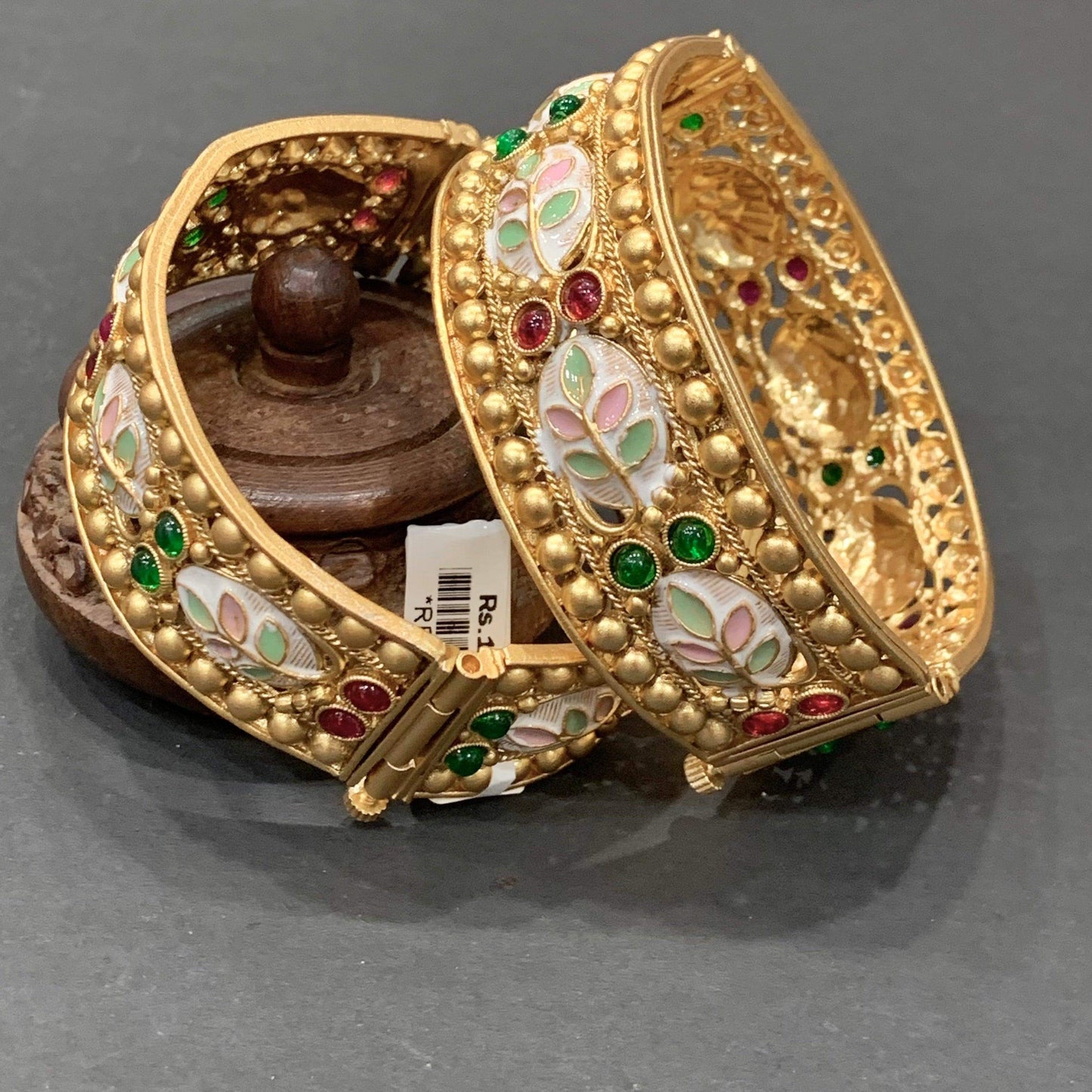 Antique Kundan Bangles - Vijay & Sons