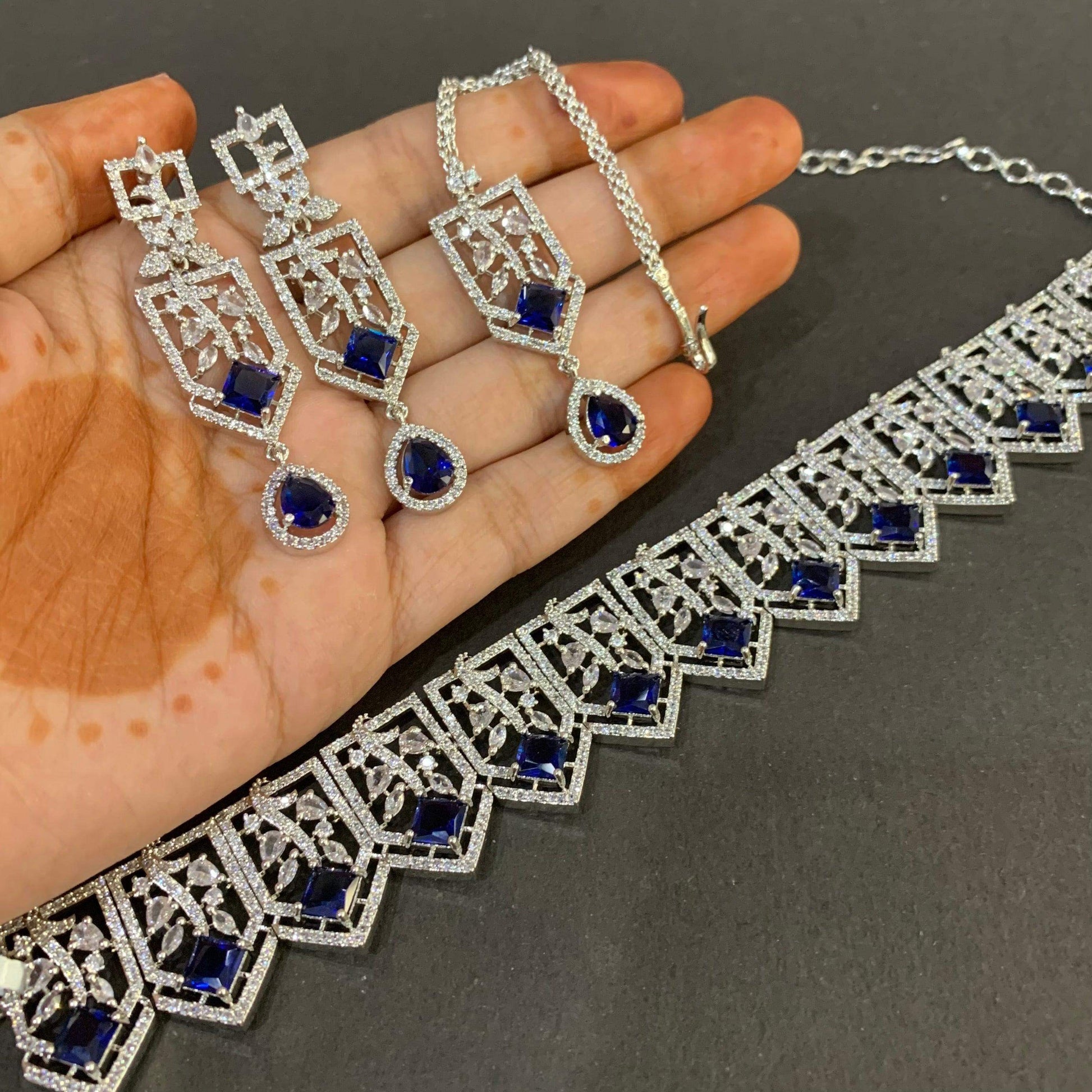 Zircon set 25788 - Vijay & Sons