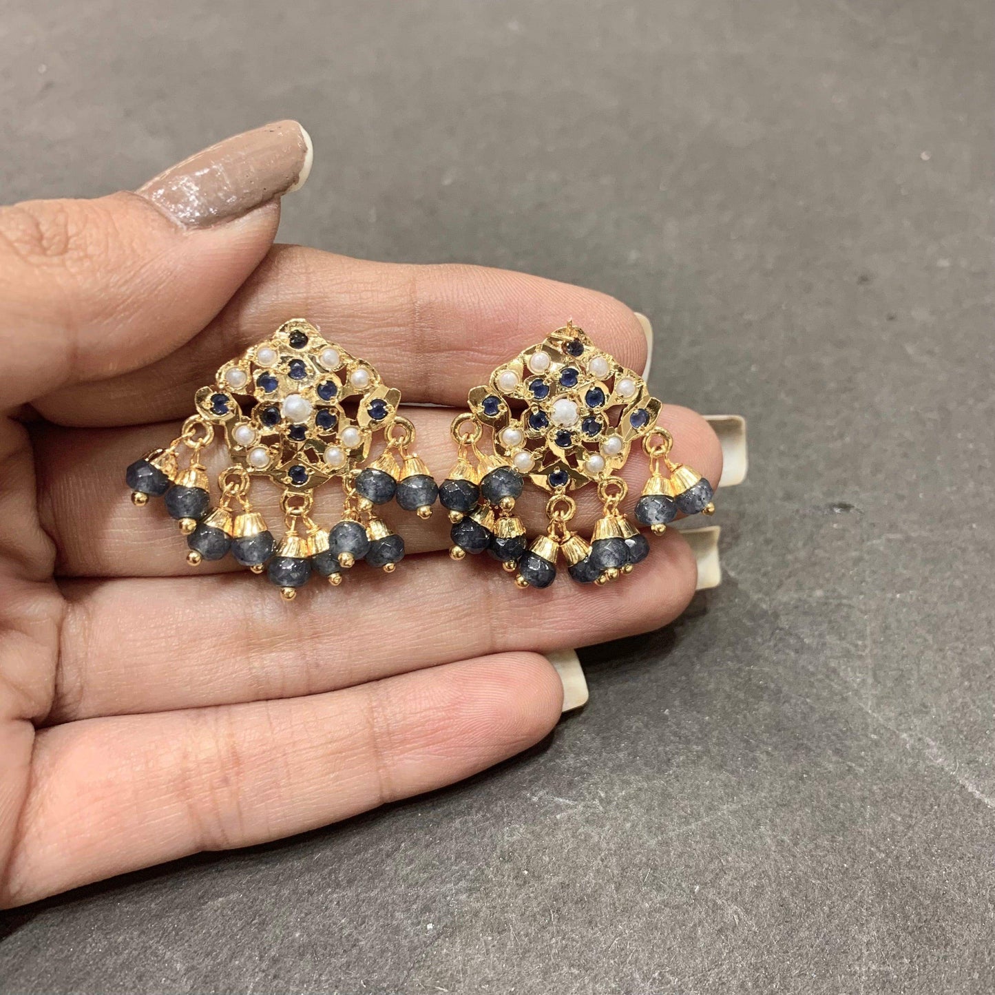 Jadau studs 56776422 - Vijay & Sons