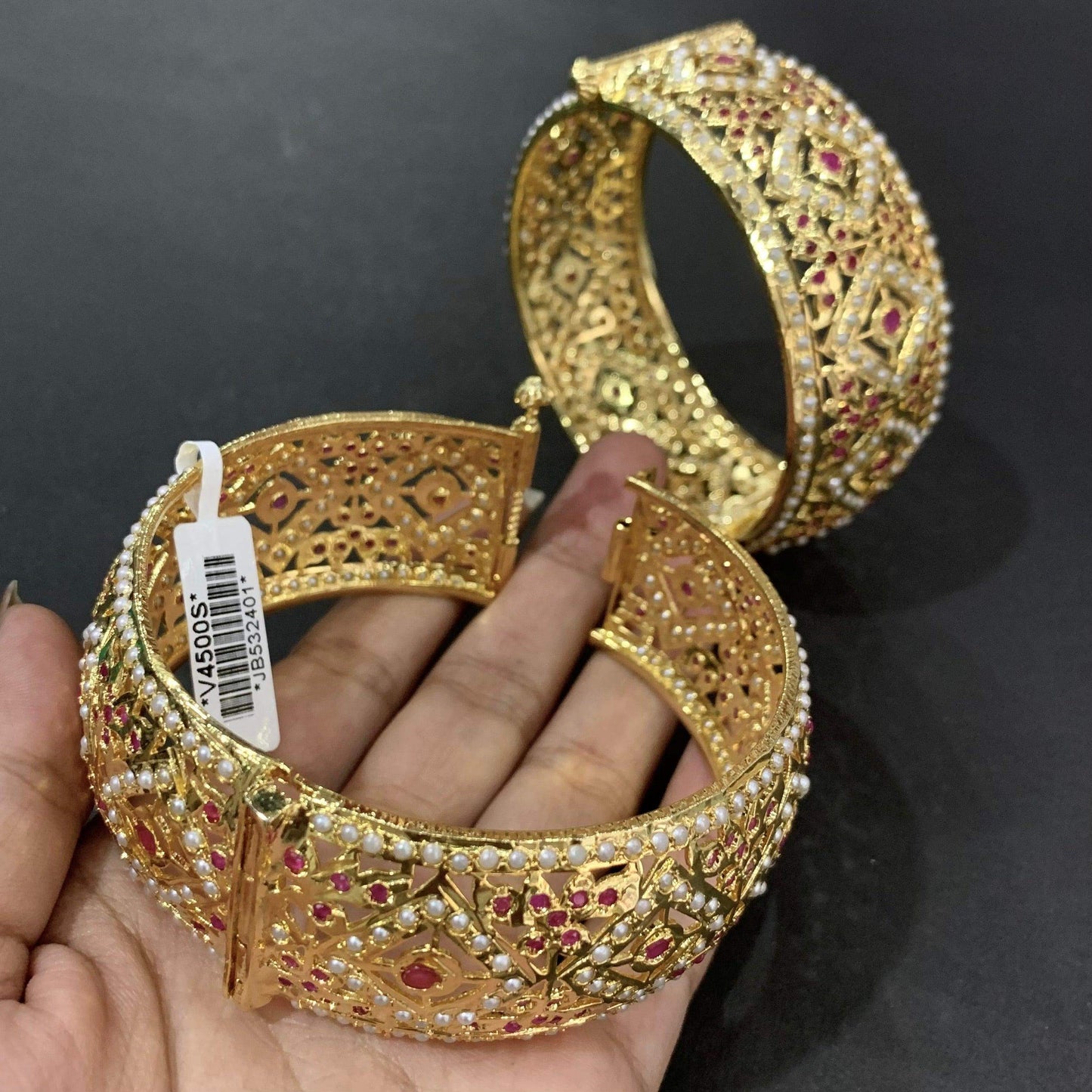 Openable Jadau Bangles 36765 - Vijay & Sons