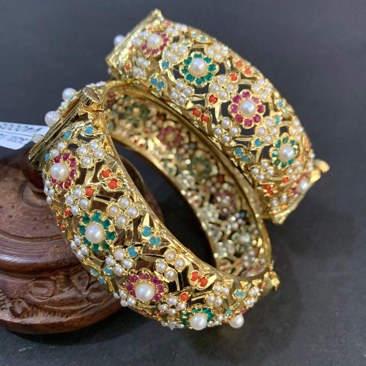 Jadau Bangles 67545 - Vijay & Sons