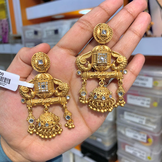 Antique Earrings 4346557