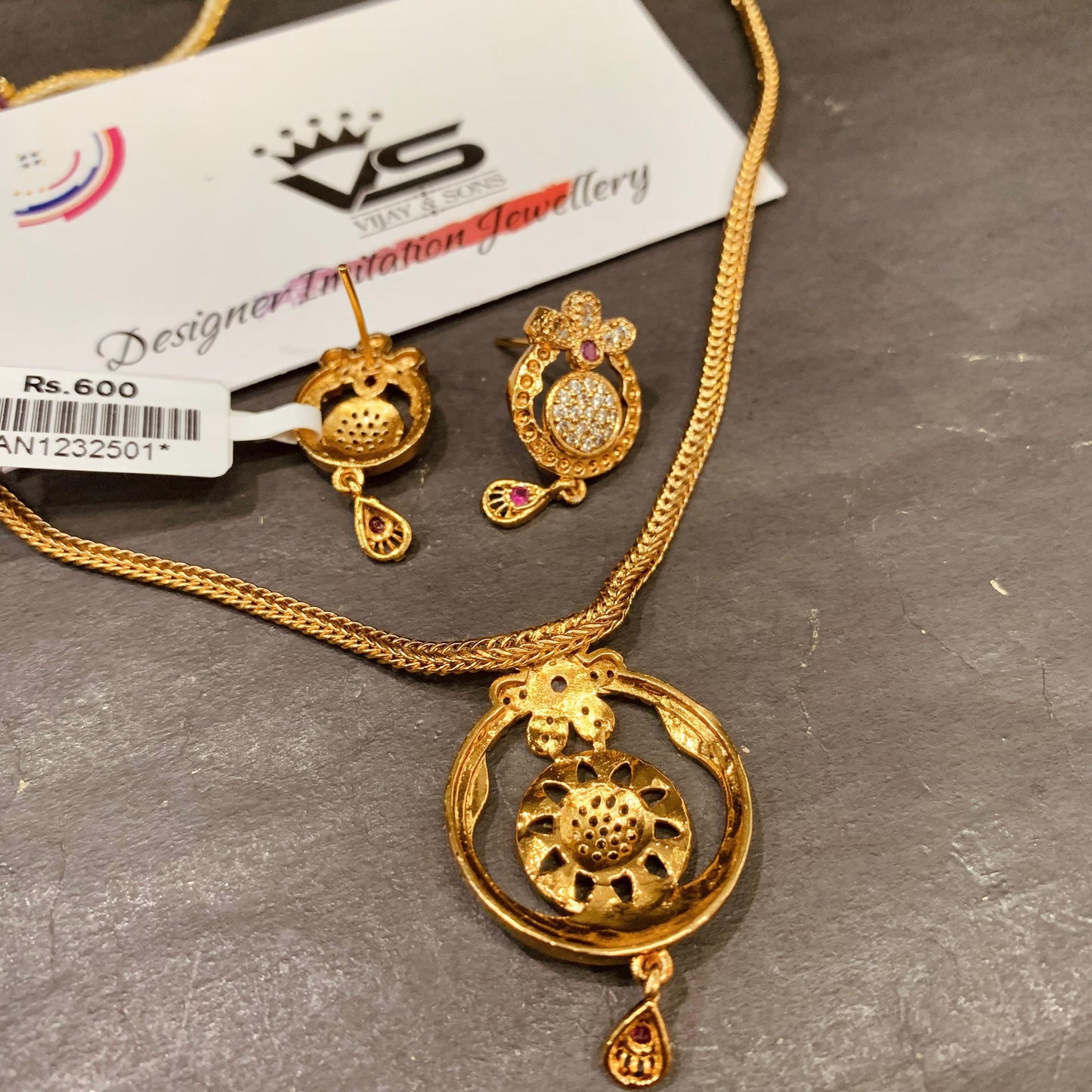 Antique Necklace Sets 4655