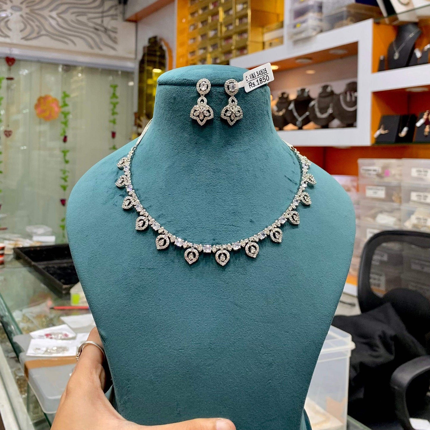 Zircon Necklace Sets 99776 - Vijay & Sons