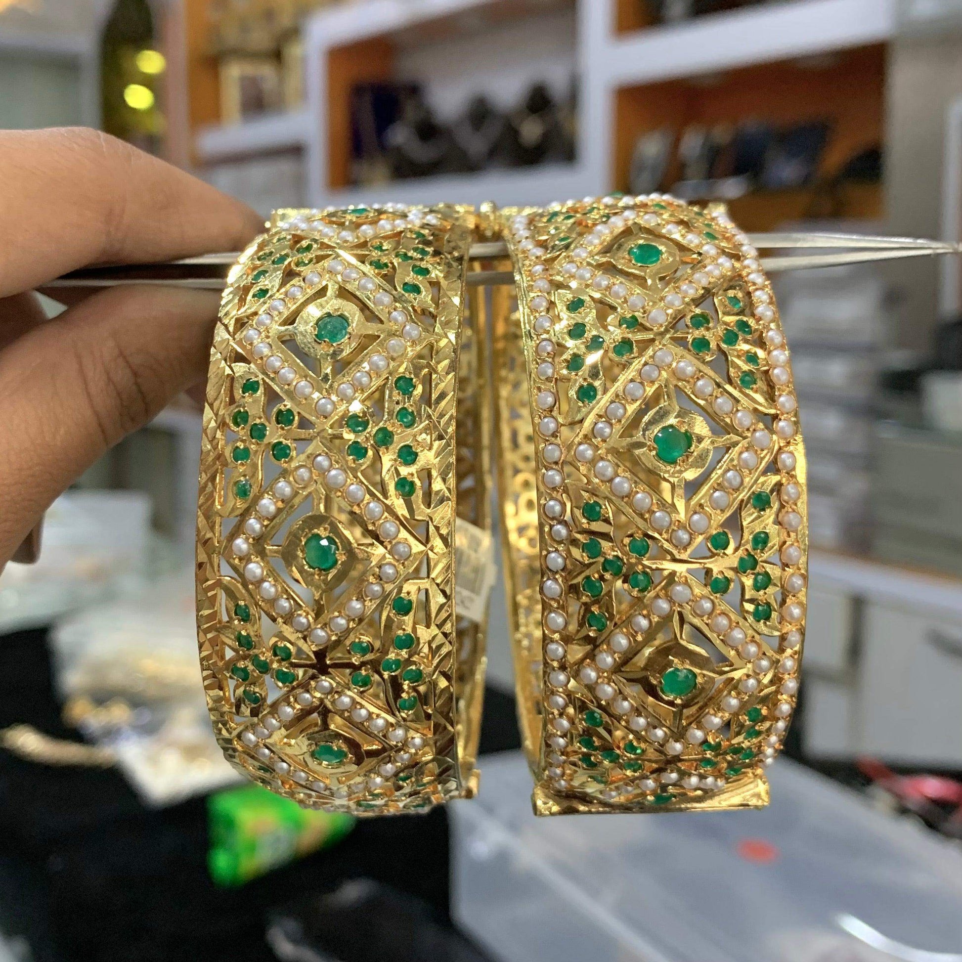Jadau Bangles 57756 - Vijay & Sons