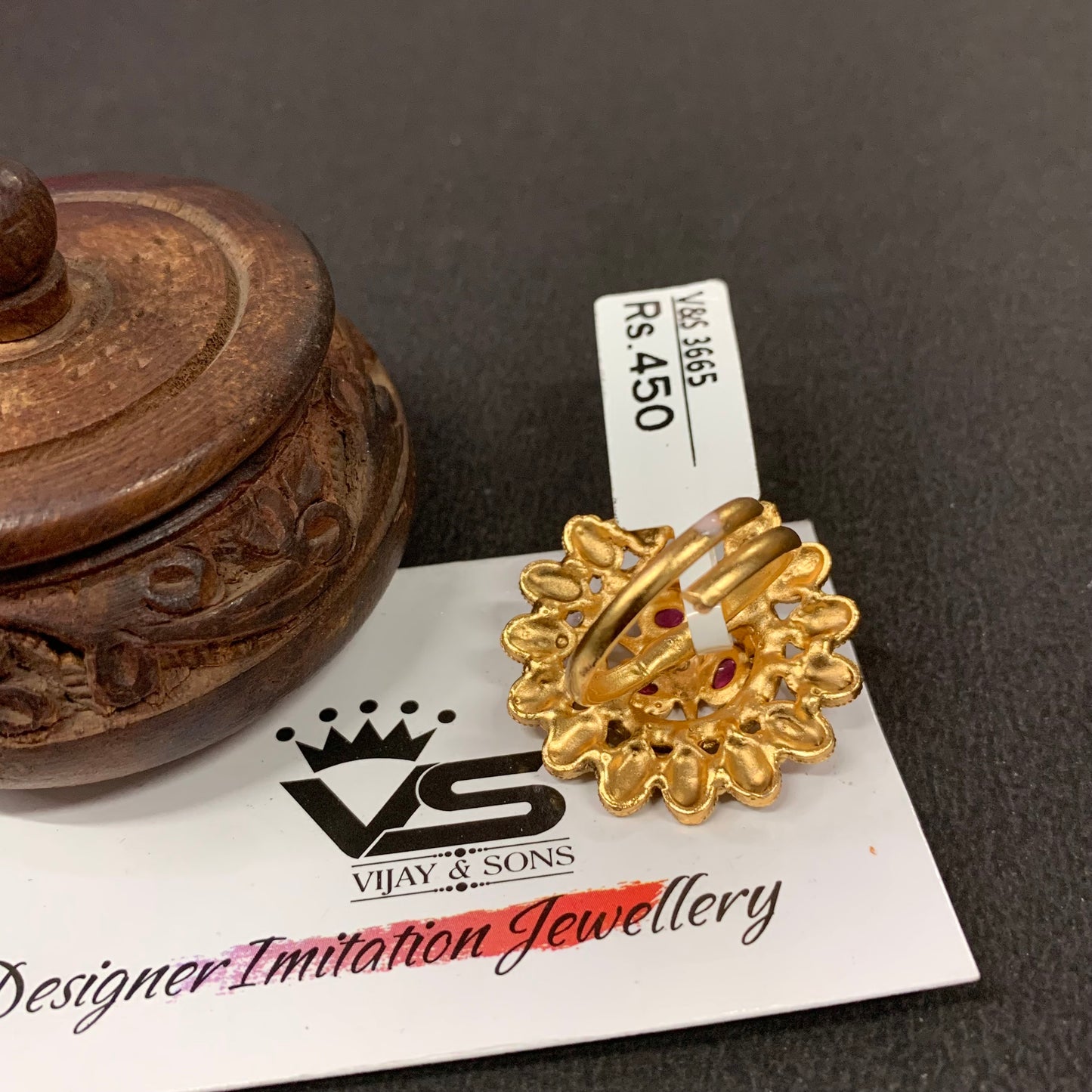 Antique Rings 4652552