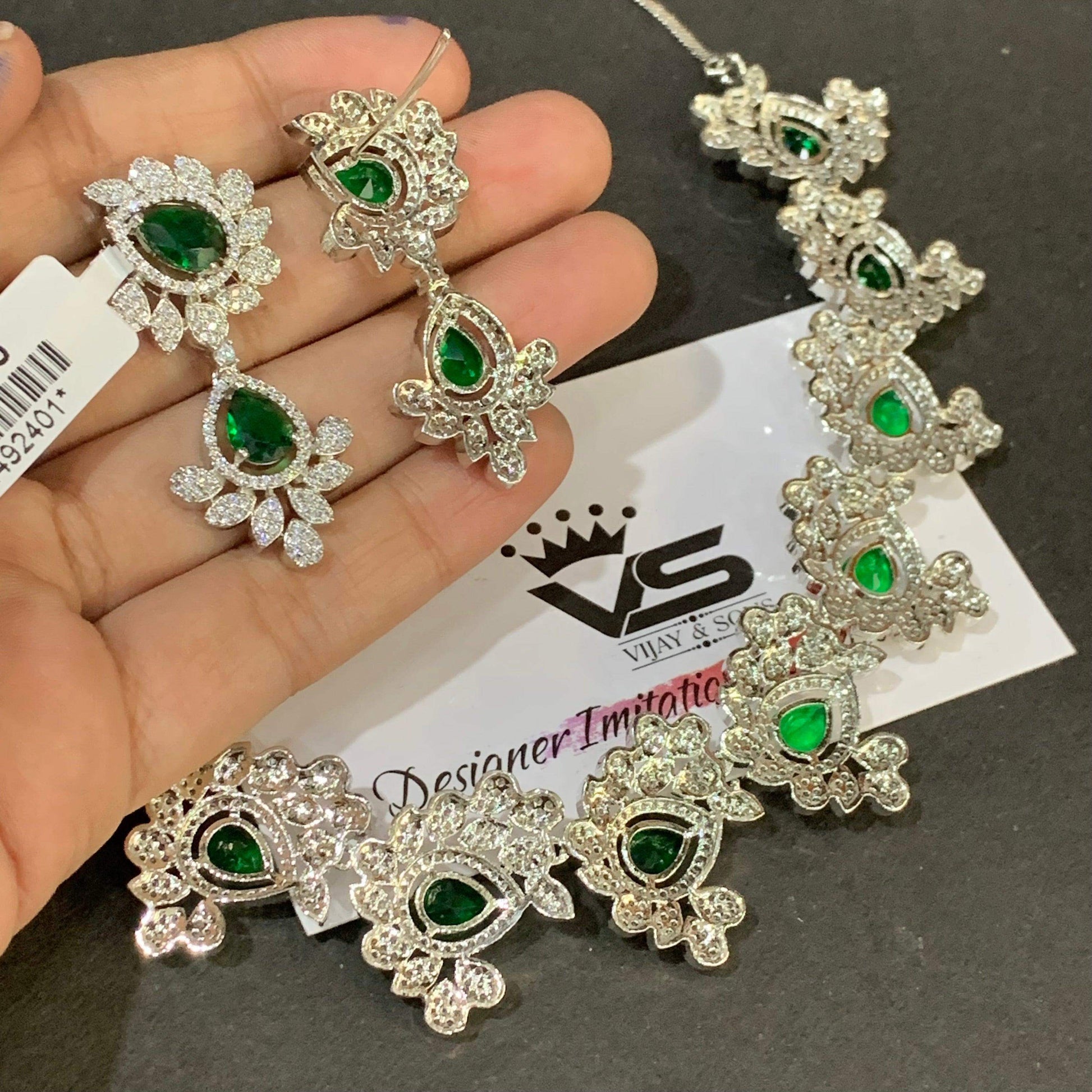 Diamond necklace set 358884 - Vijay & Sons