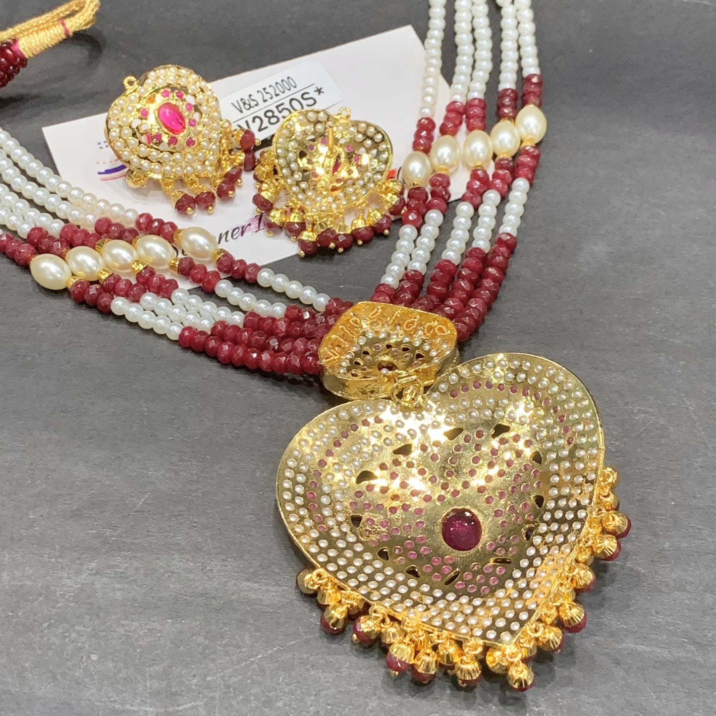 Jadau Necklace Set 8787462