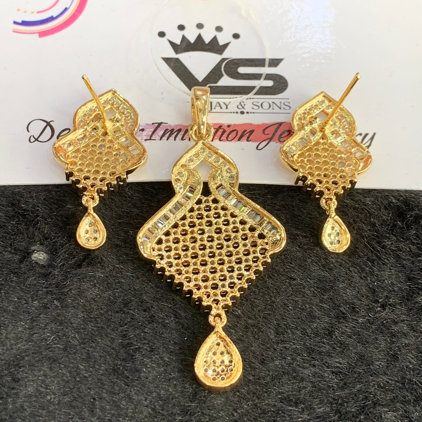 Zircon Pendant Sets 4678903