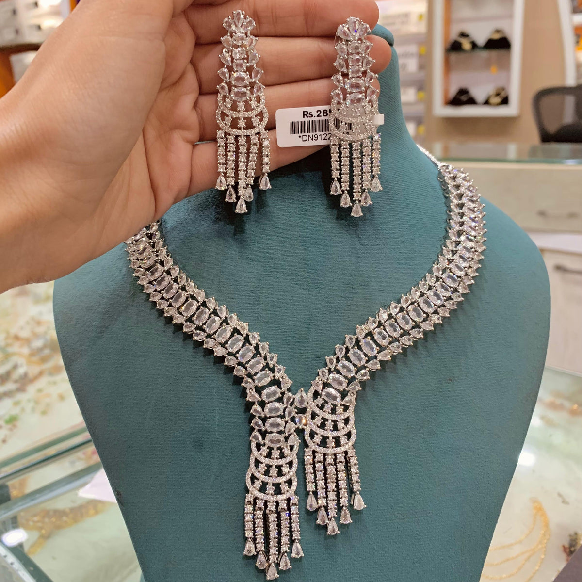 Zircon Necklace Set 367444