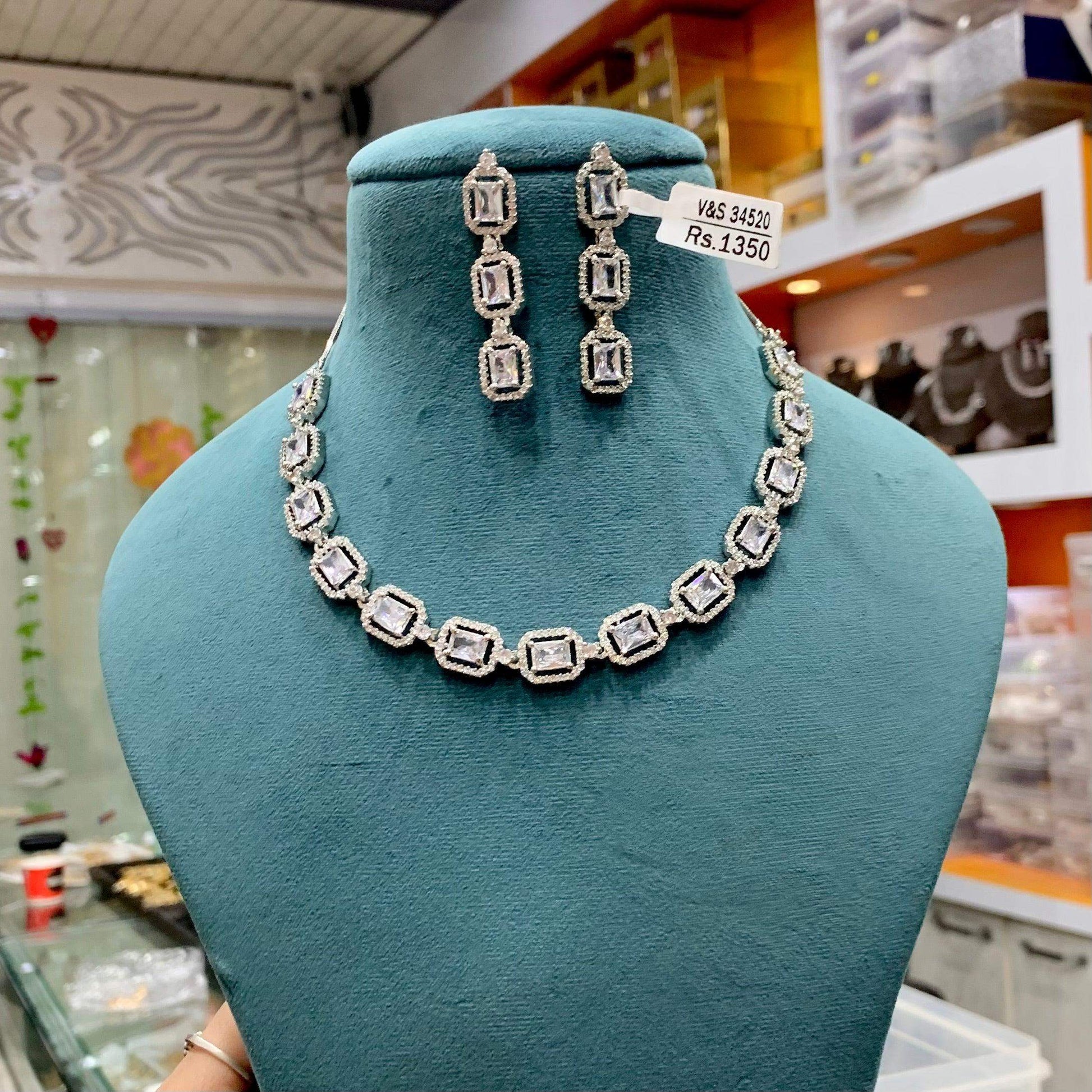 Zircon Necklace Sets 25884 - Vijay & Sons
