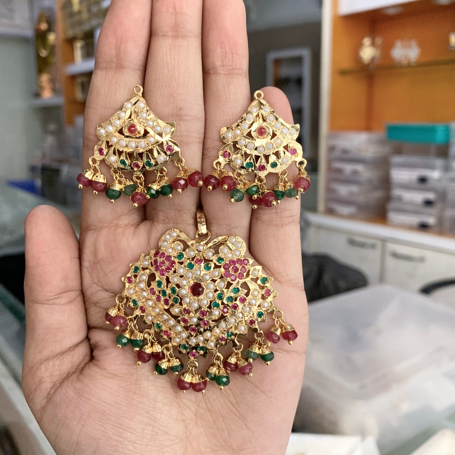 Jadau pendant sets 457754567 - Vijay & Sons
