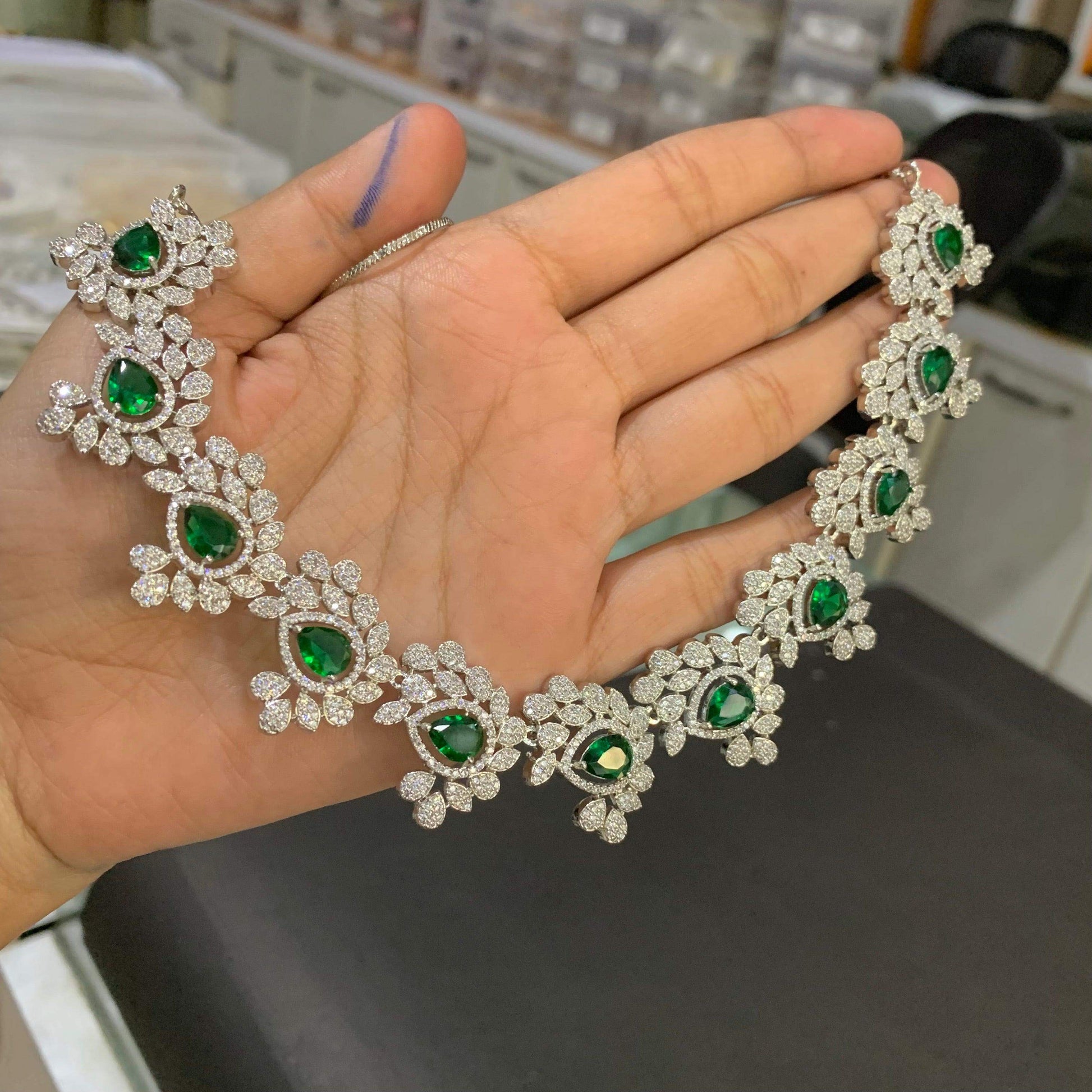 Diamond necklace set 358884 - Vijay & Sons