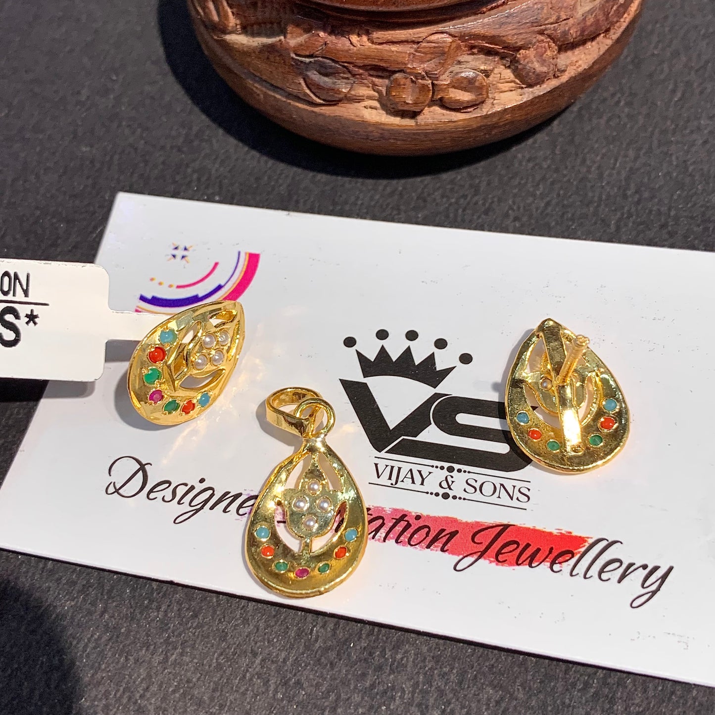 Jadau Pendant Set 4676544