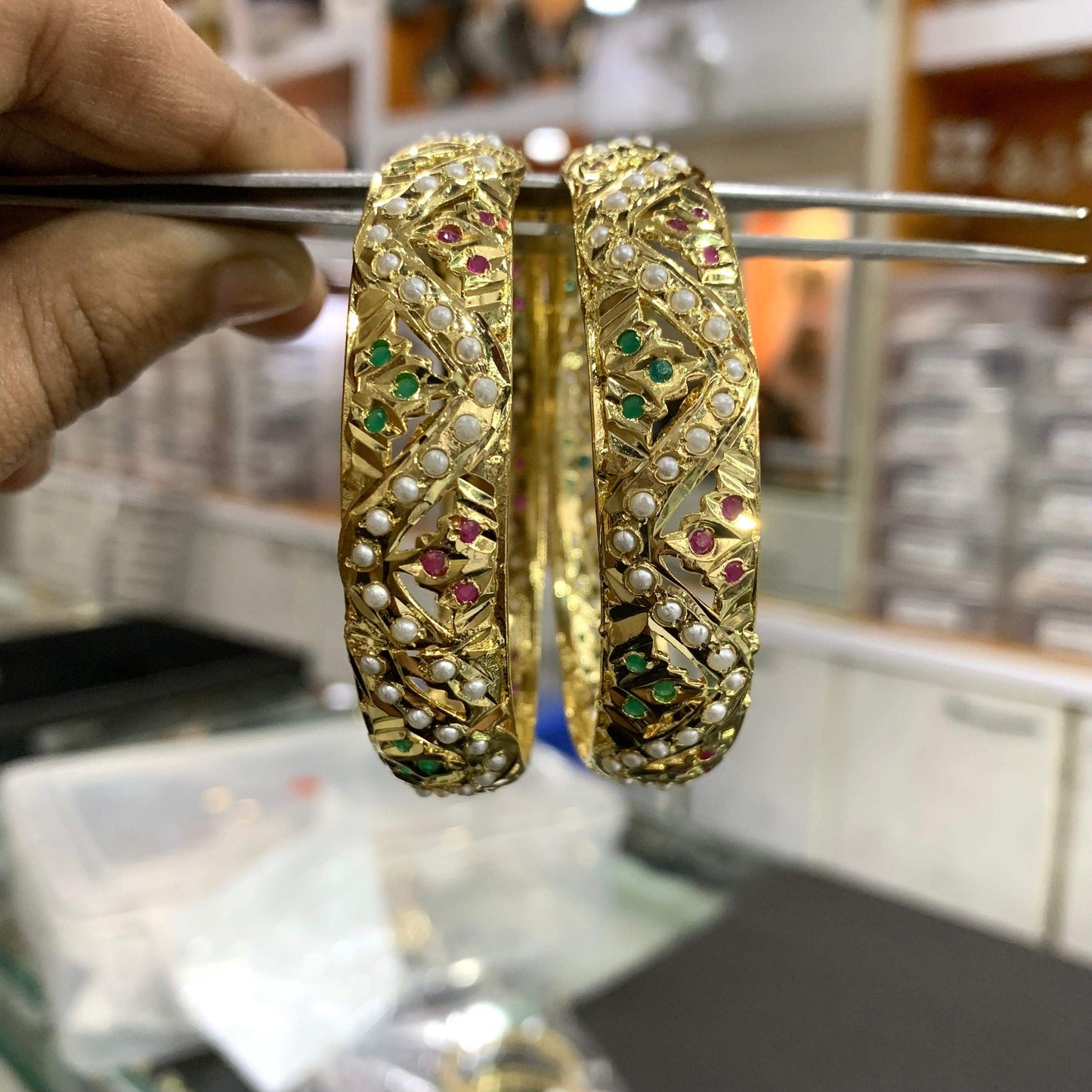 Jadau bangles 57765445 - Vijay & Sons