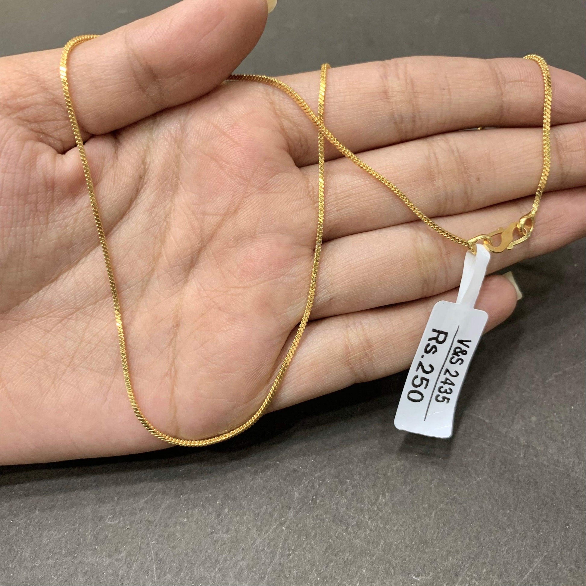 Golden Chain 992407 - Vijay & Sons