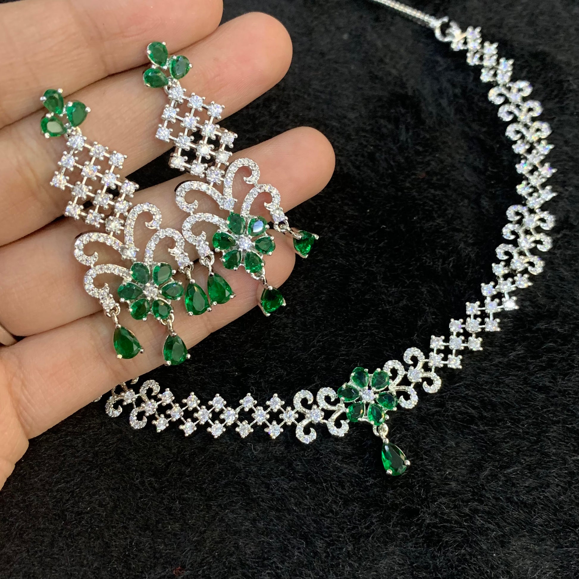 Zircon Necklace Set 8999 - Vijay & Sons