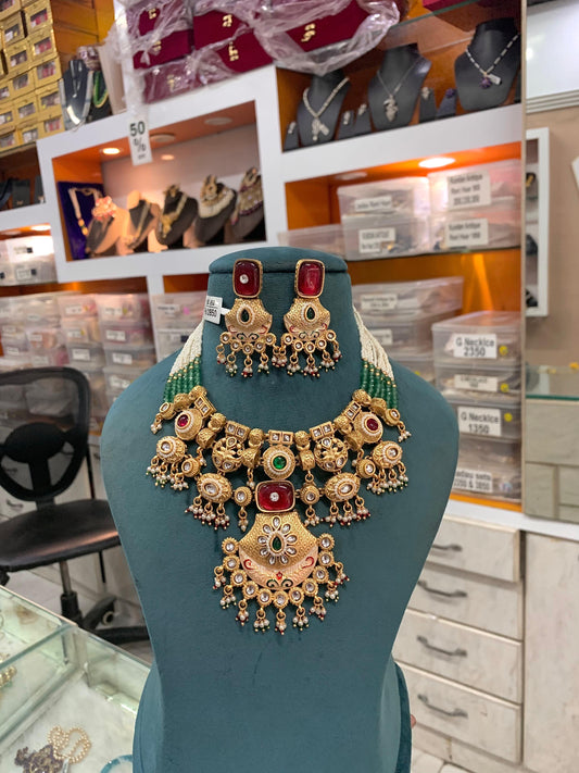 Antique Necklace Set 35665