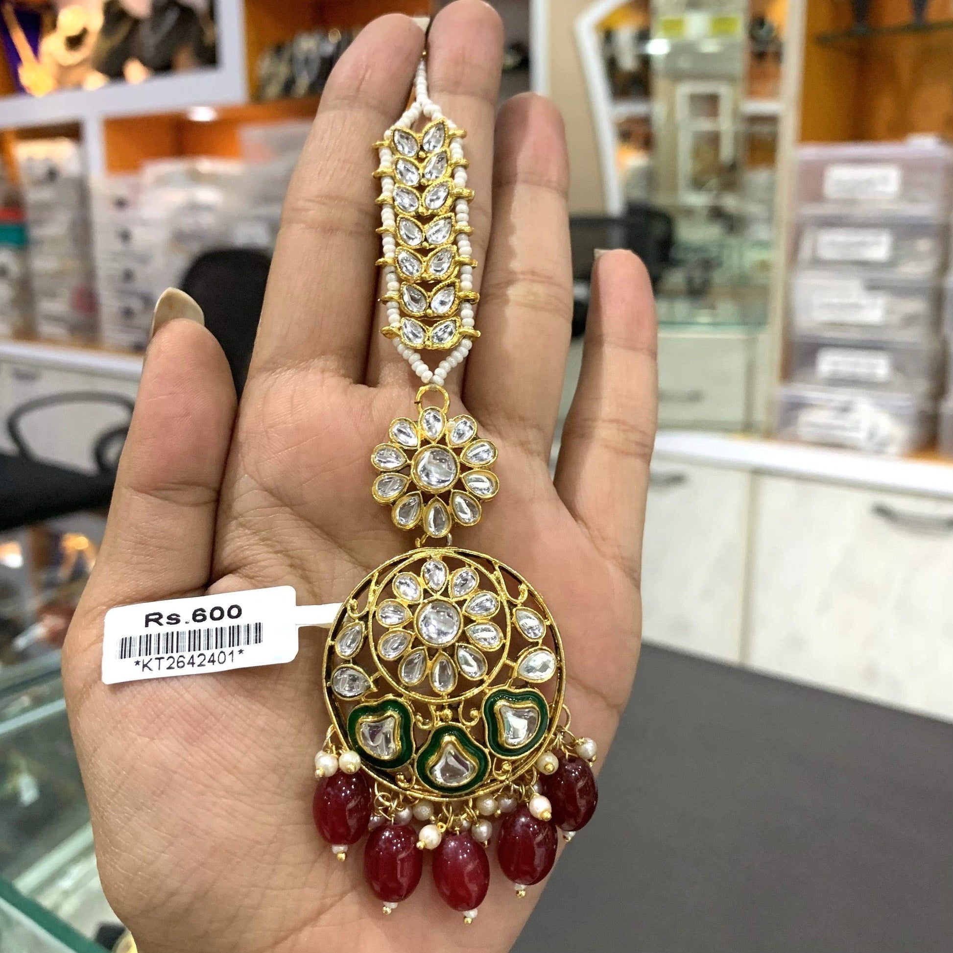 Kundan Maang Tikka 274618 - Vijay & Sons