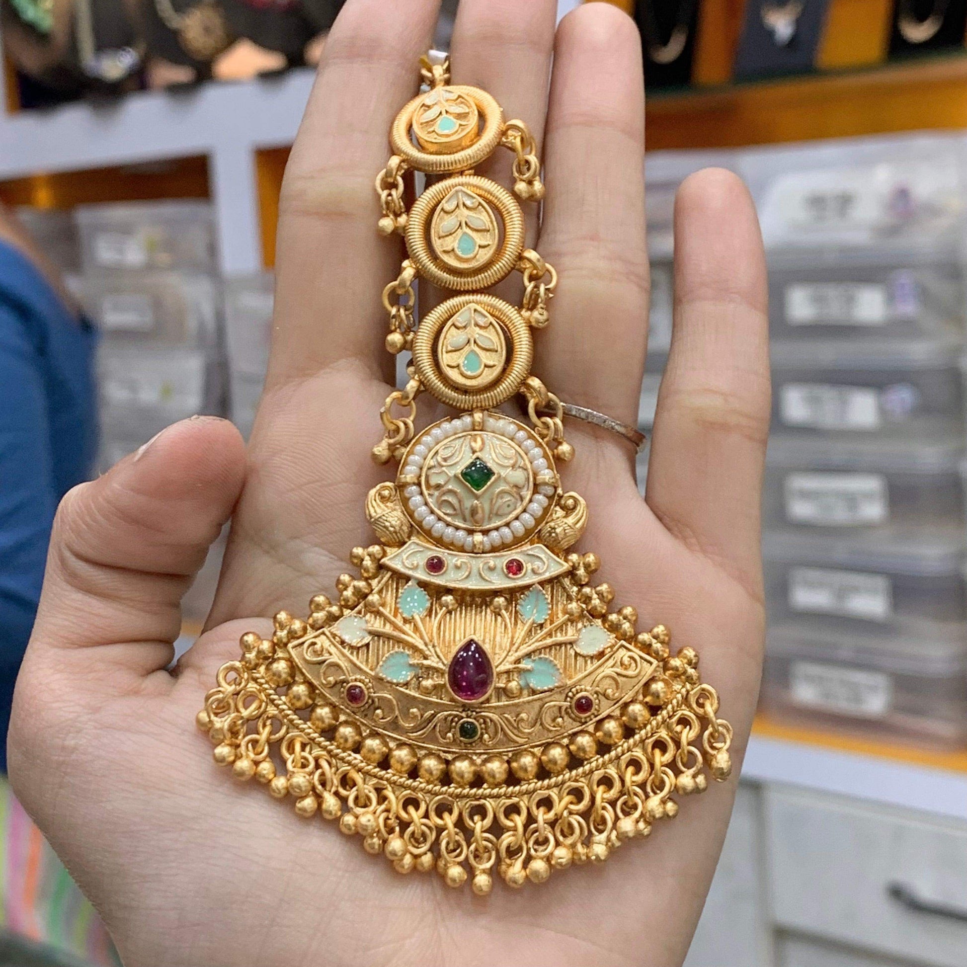 Antique Maang Tikka 35655 - Vijay & Sons