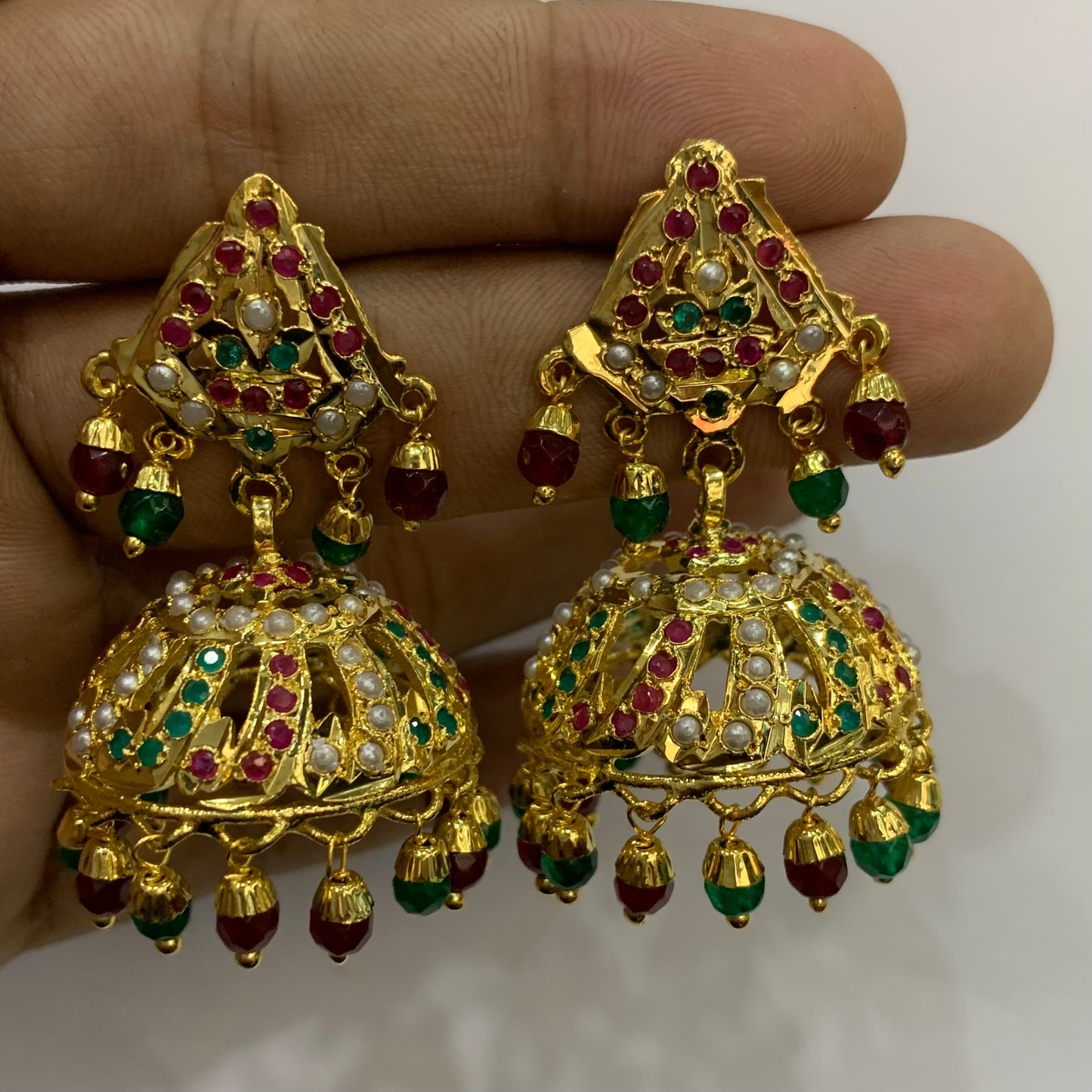 Jadau Earrings 57465