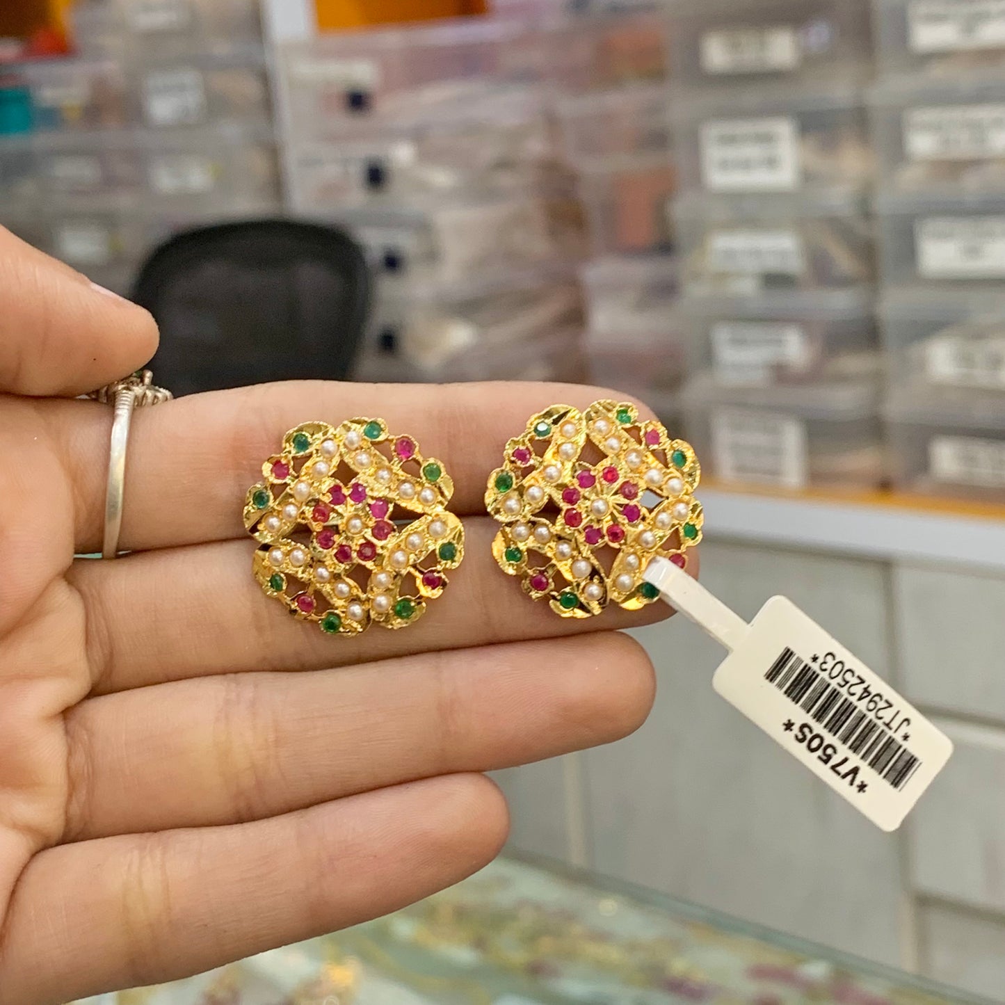 Jadau Earrings 452563