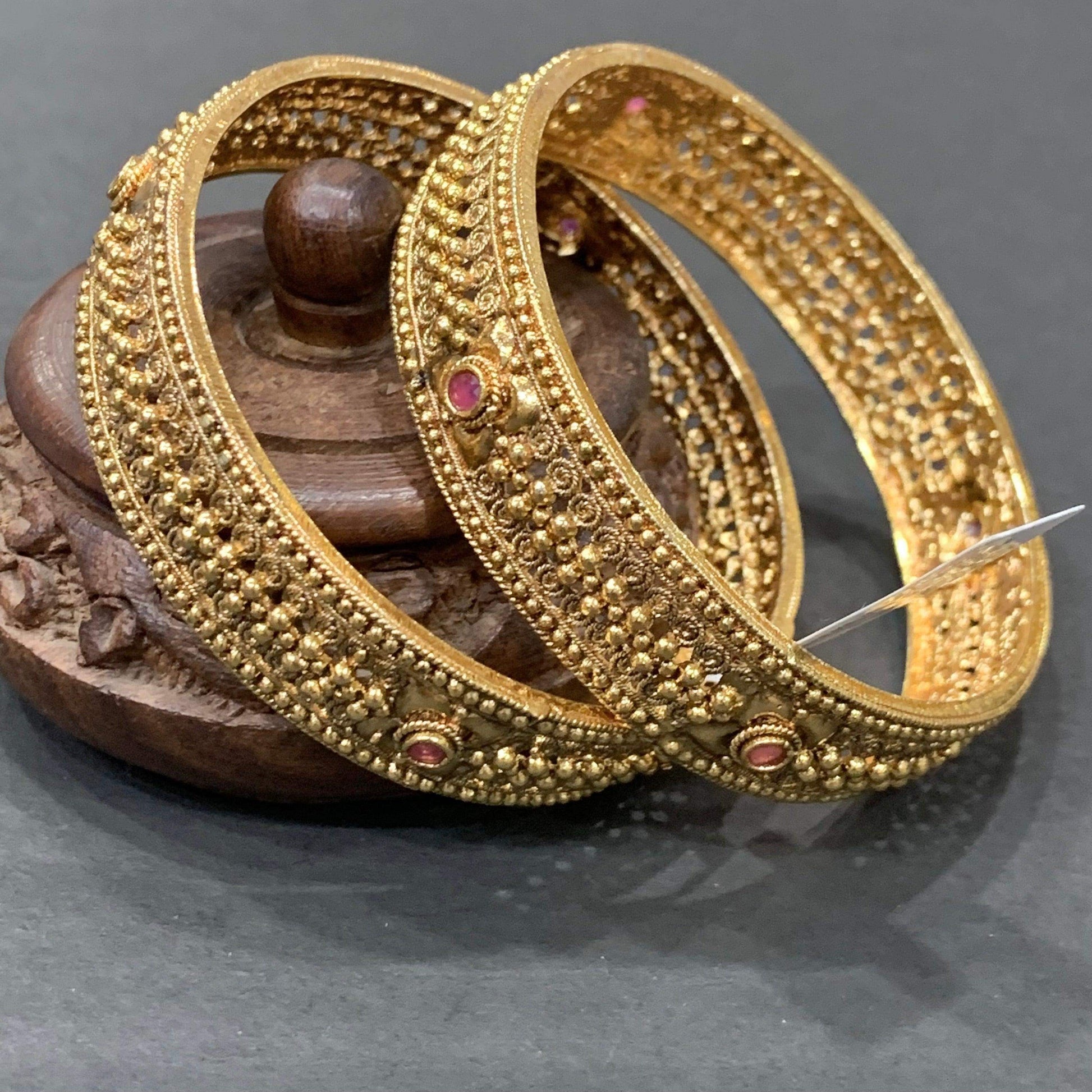 Antique Kundan Bangles - Vijay & Sons