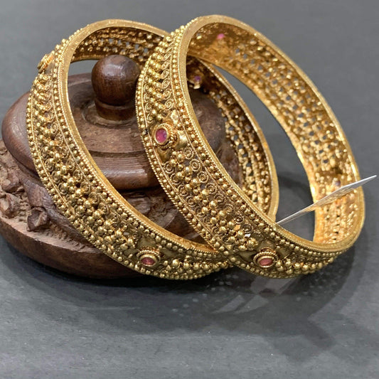 Antique Kundan Bangles - Vijay & Sons