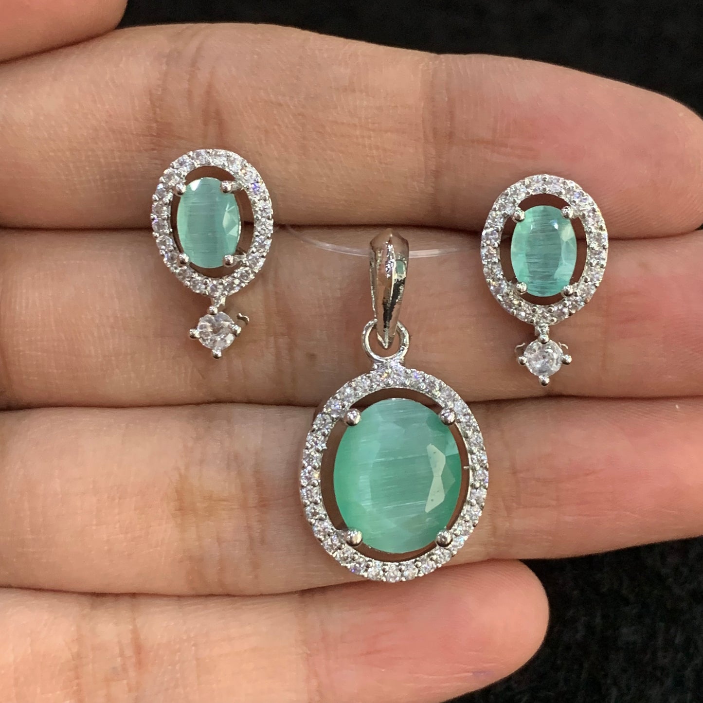 Zircon Pendant Sets 456321