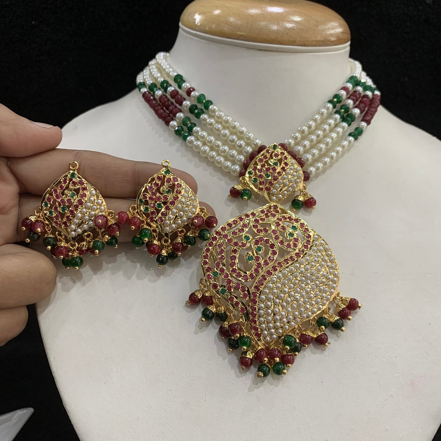 Necklace set 5857490 - Vijay & Sons