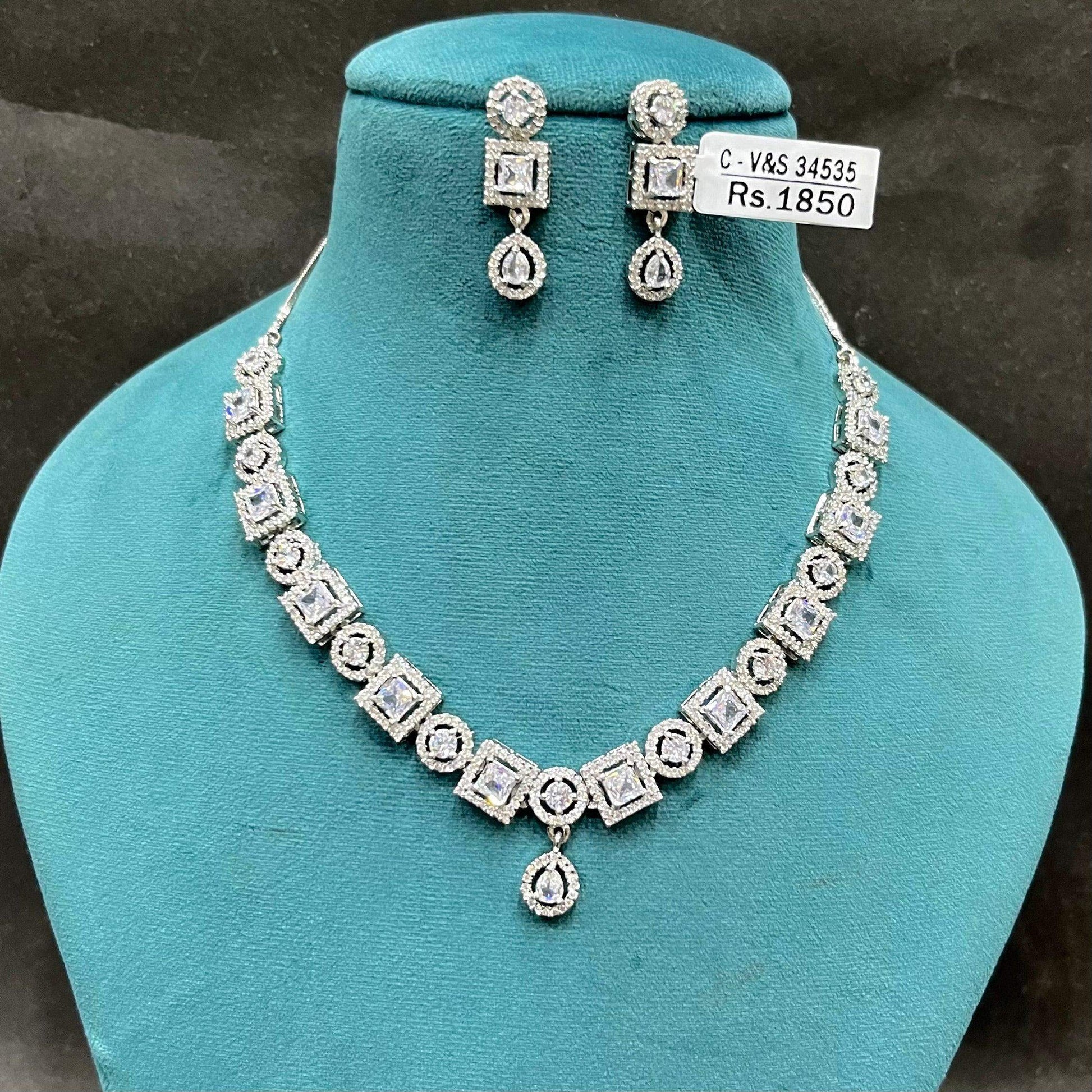 Diamond necklace set 9876294 - Vijay & Sons