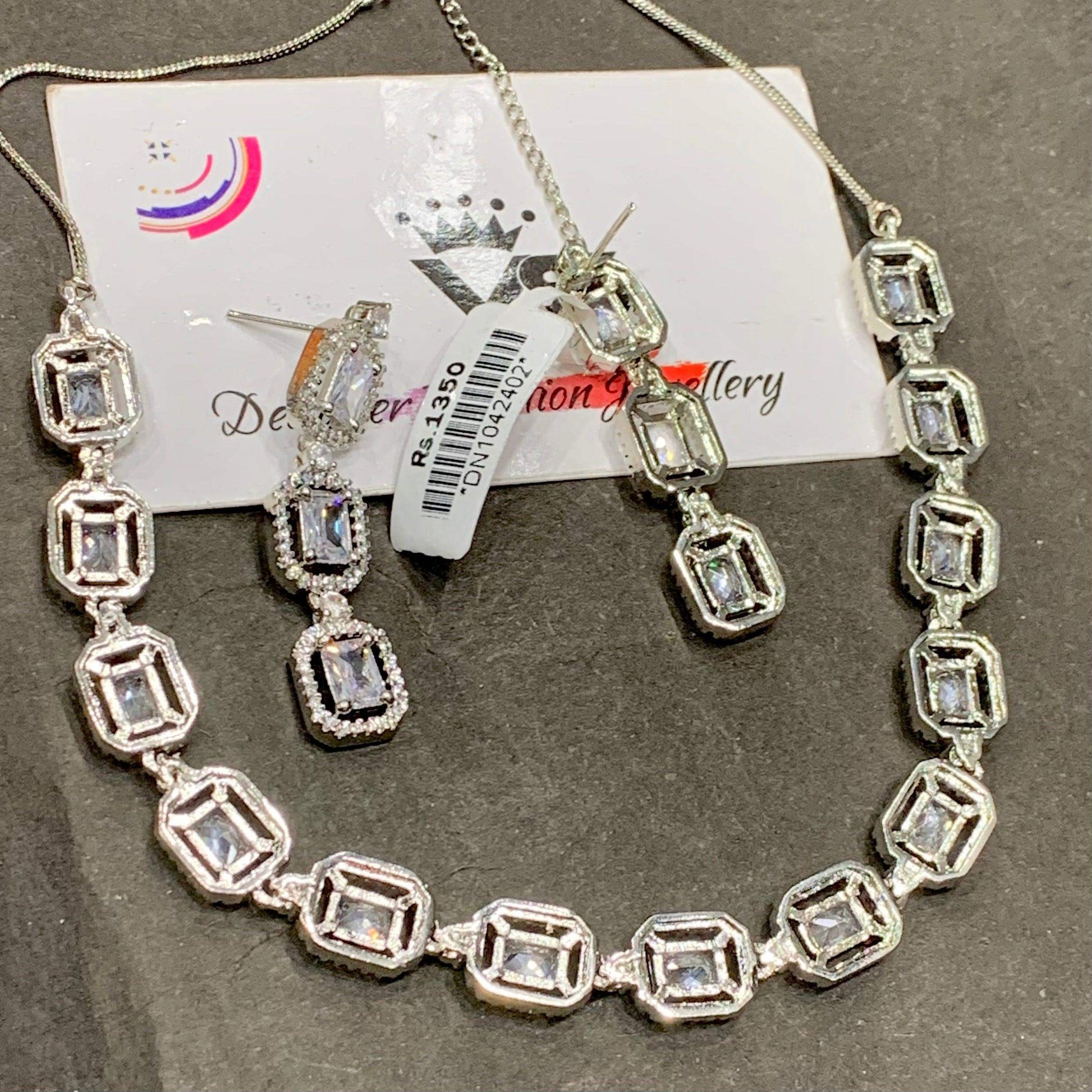 Zircon Necklace Sets 25884 - Vijay & Sons