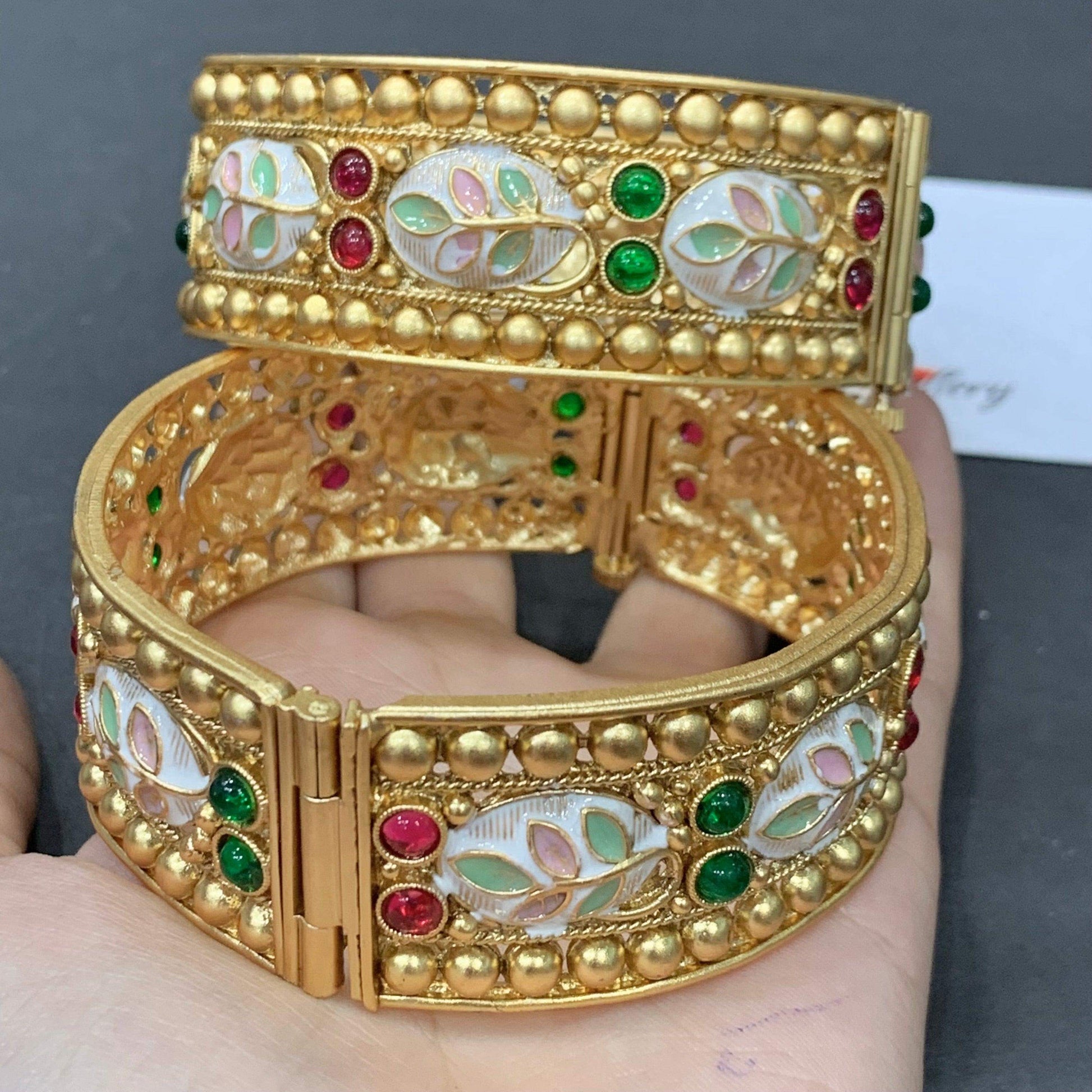 Antique Kundan Bangles - Vijay & Sons
