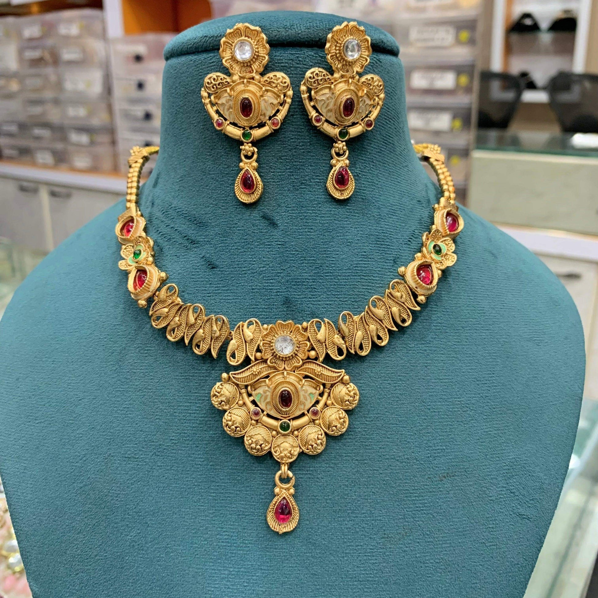 antique necklace set76478 - Vijay & Sons