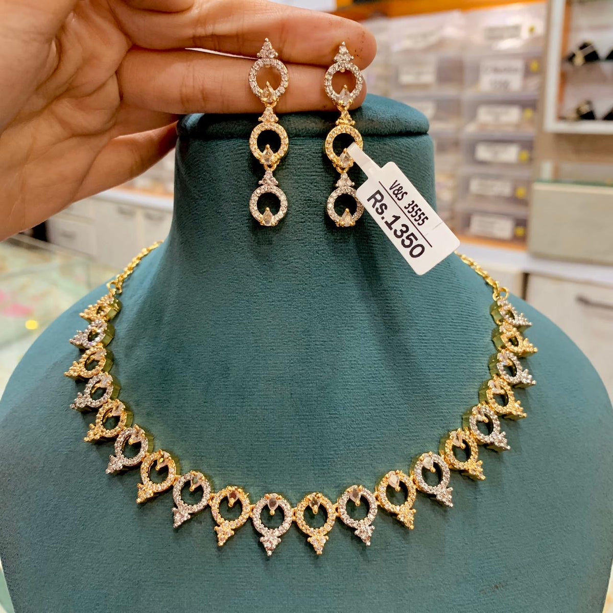 Zircon Necklace Set 33555
