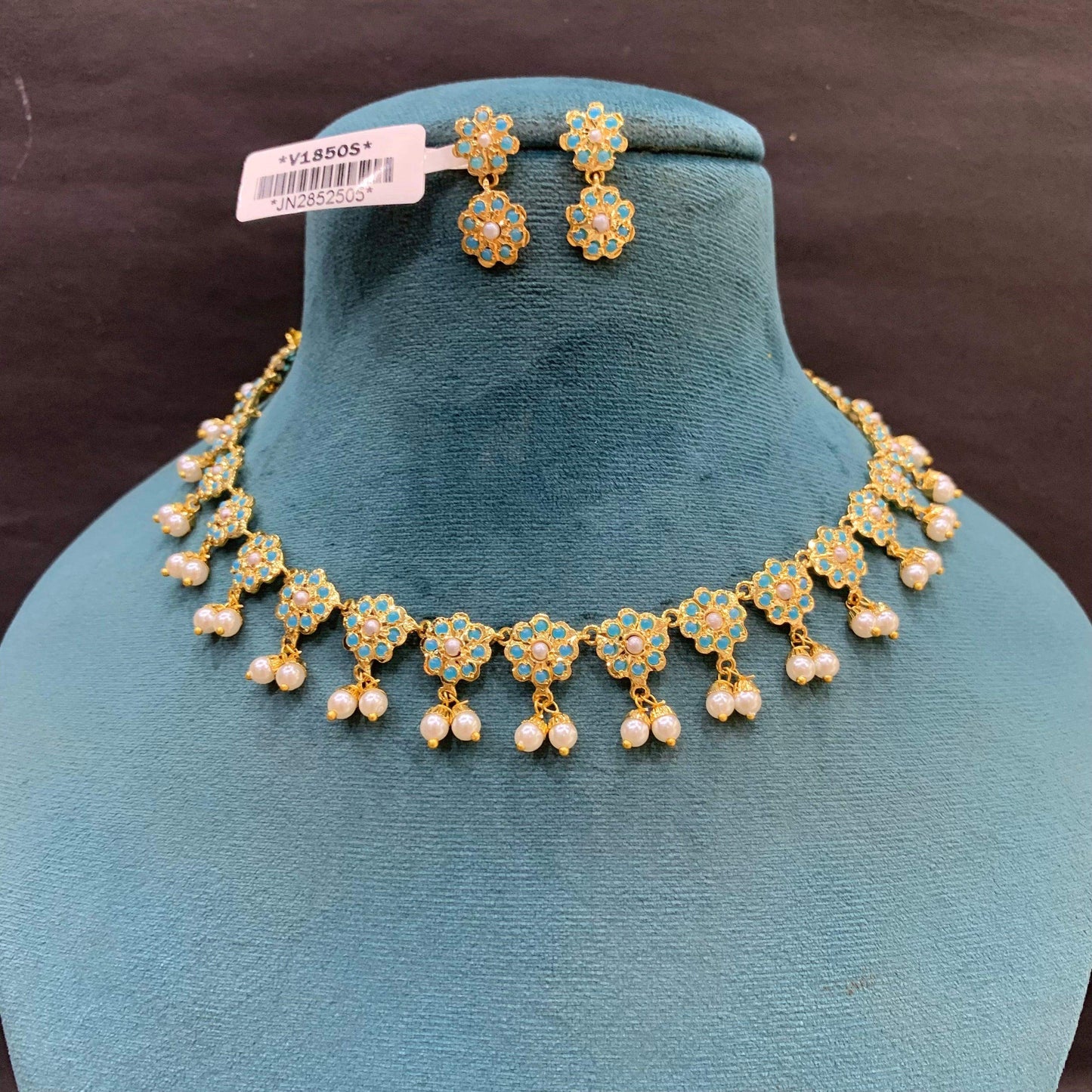 Jadau Necklace Set 947391 - Vijay & Sons