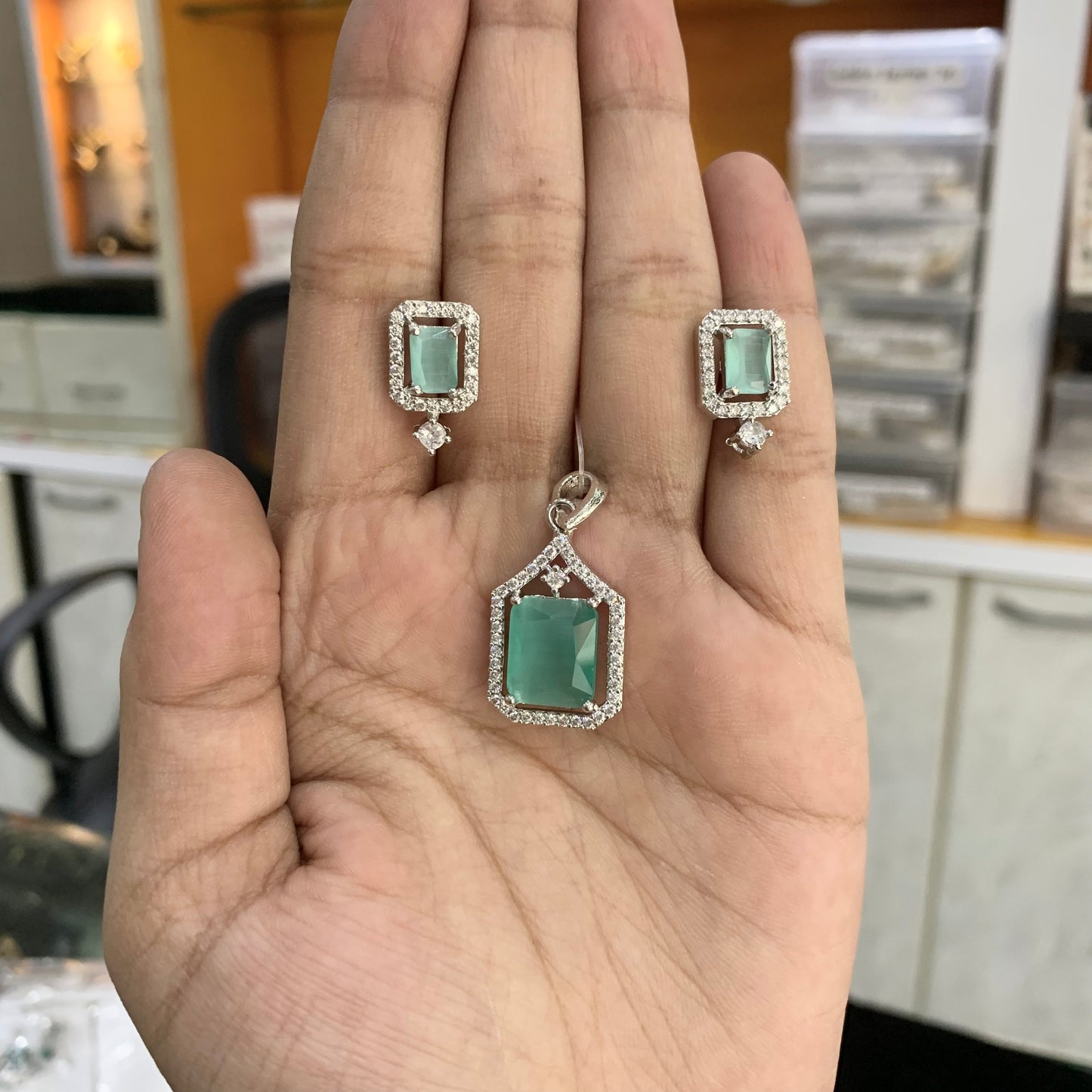 Zircon Pendant Sets 467890